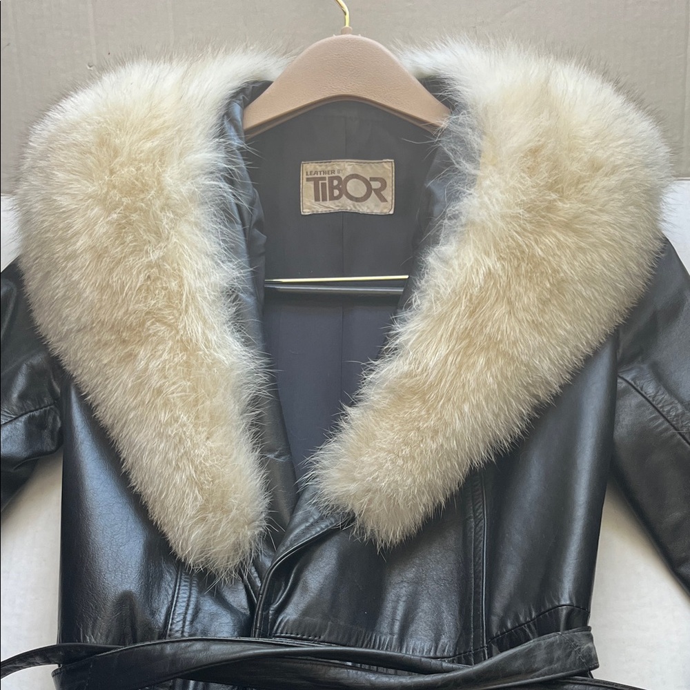 Tibor Vintage Black Leather Coat with Cream Fox Fur Collar